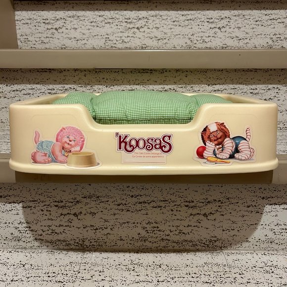 Cabbage Patch Kids Koosas Care Centre - Picture 1 of 7